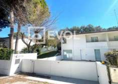 Foto Villa in vendita a Lignano Sabbiadoro, Lignano Pineta