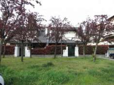 Foto Villa in Vendita a Limbiate