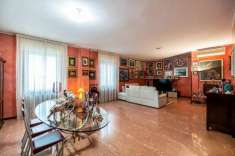 Foto Villa in vendita a Locate Di Triulzi