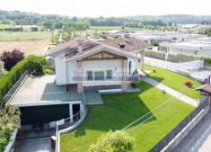 Foto Villa in Vendita a Lonato del Garda