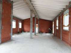 Foto Villa in Vendita a Lonato del Garda