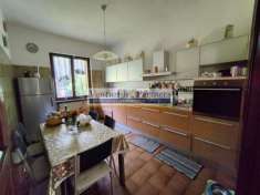 Foto Villa in Vendita a Lonato del Garda Lonato