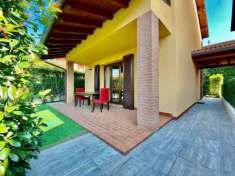 Foto Villa in vendita a Longone Al Segrino - 5 locali 205mq