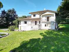 Foto Villa in vendita a Lucca, Ovest