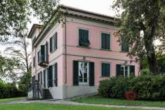 Foto Villa in Vendita a Lucca
