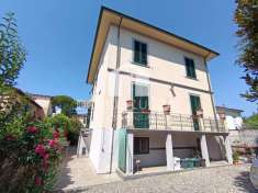 Foto Villa in vendita a Lucca