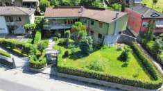 Foto Villa in vendita a Luino - 8 locali 300mq