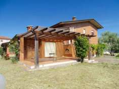 Foto Villa in vendita a Luni