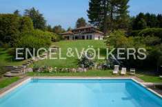 Foto Villa in vendita a Luvinate