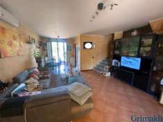Foto Villa in vendita a Magenta - 4 locali 280mq