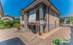 Foto Villa in vendita a Magenta