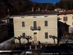 Foto Villa in vendita a Magreglio - 10 locali 450mq