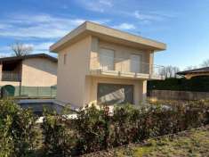 Foto Villa in vendita a Manerba Del Garda - 4 locali 222mq