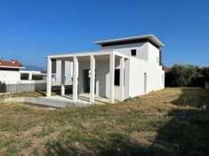 Foto Villa in vendita a Manerba Del Garda - 5 locali 200mq