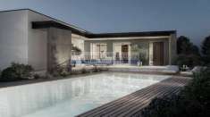 Foto Villa in Vendita a Manerba del Garda