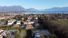 Foto Villa in Vendita a Manerba del Garda