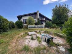 Foto Villa in Vendita a Manerba del Garda