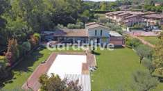 Foto Villa in Vendita a Manerba del Garda Pieve