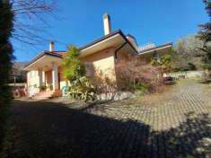 Foto Villa in vendita a Marano Marchesato - 12 locali 411mq