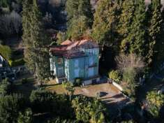 Foto Villa in vendita a Marchirolo