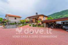 Foto Villa in vendita a Marchirolo