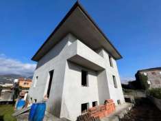 Foto Villa in vendita a Marlia - Capannori 180 mq  Rif: 1093360