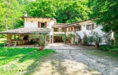 Foto Villa in vendita a Marzabotto - 4 locali 335mq