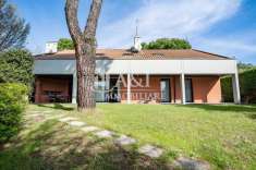 Foto Villa in Vendita a Milano Via Monterosa