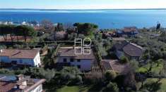 Foto Villa in Vendita a Moniga del Garda