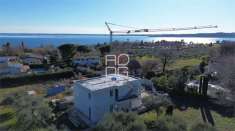Foto Villa in Vendita a Moniga del Garda