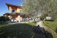 Foto Villa in Vendita a Moniga del Garda Moniga del Garda - Centro
