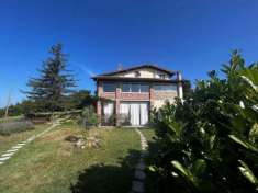 Foto Villa in vendita a Montecalvo Versiggia - 5 locali 250mq