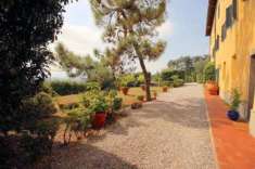 Foto Villa in vendita a Montecatini Terme - 15 locali 580mq