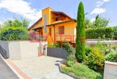 Foto Villa in vendita a Montecatini-Terme 250 mq  Rif: 1099678