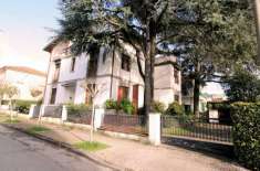 Foto Villa in vendita a Montecatini Terme