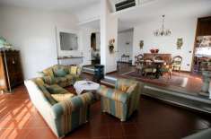 Foto Villa in vendita a Montecatini Terme