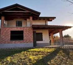 Foto Villa in vendita a Montegrosso D'Asti