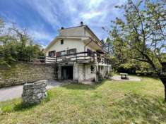 Foto Villa in vendita a Montereale - 6 locali 200mq