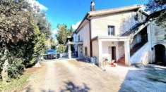 Foto Villa in vendita a Montesilvano - 9 locali 240mq