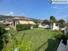 Foto Villa in vendita a Montignoso - 6 locali 400mq