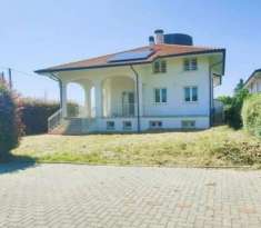 Foto Villa in vendita a Montignoso 265 mq  Rif: 1149017