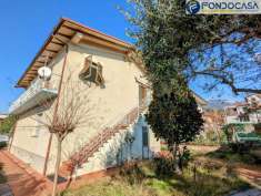 Foto Villa in vendita a Montignoso
