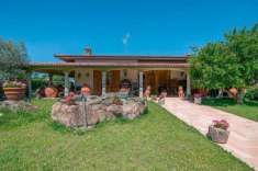 Foto Villa in vendita a Montu' Beccaria
