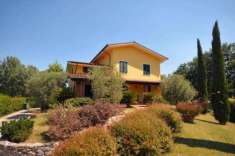 Foto Villa in vendita a Montuolo - Lucca 300 mq  Rif: 911559