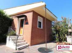 Foto Villa in vendita a Morciano Di Romagna - 5 locali 320mq