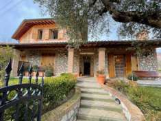 Foto Villa in vendita a Morino - 5 locali 180mq