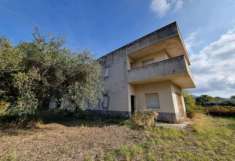 Foto Villa in vendita a Motta Camastra - 16 locali 180mq