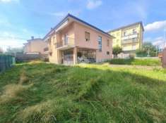 Foto Villa in vendita a Mozzo