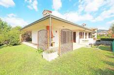Foto Villa in vendita a Mozzo