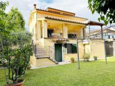 Foto Villa in vendita a Mugnano - Lucca 220 mq  Rif: 1268073